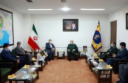 تا انتهای کار درصحنه می مانیم تا انتهای کار درصحنه می مانیم