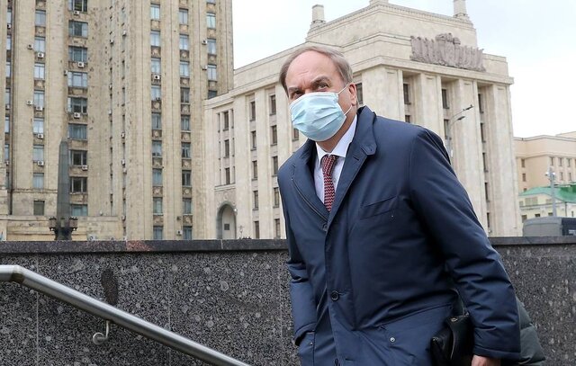 آناتولی آنتونوف، سفیر روسیه در آمریکا سفیر روسیه در واشنگتن: آمریکا حقایق را تحریف میکند