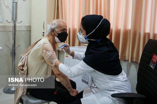 تزریق بیش از ۴۰۸ هزار دز واکسن کرونا در کشور طی شبانهروز گذشته