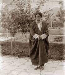 رضا شاه به آیت الله مدرس رشوه داد؟ رضا شاه به آیت الله مدرس رشوه داد؟