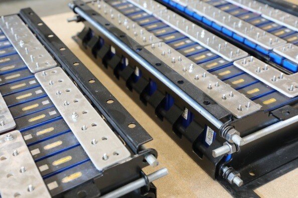 طراحی، ساخت و تولید باتری پک جهت بکارگیری در خودروهای برقی