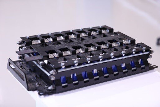 طراحی، ساخت و تولید باتری پک جهت بکارگیری در خودروهای برقی