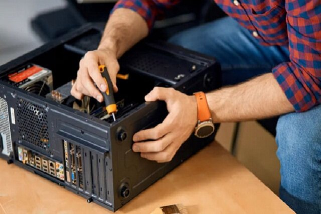 خدمات کامپیوتری در محل با چندکلیک! خدمات کامپیوتری در محل با چندکلیک!