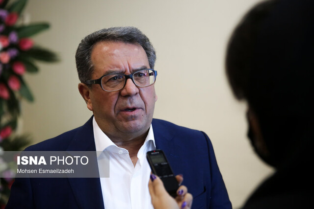 پیچیدگی کمتر و سودآوری سریع، جوانان را به سمت واسطه‌گری سوق داده است