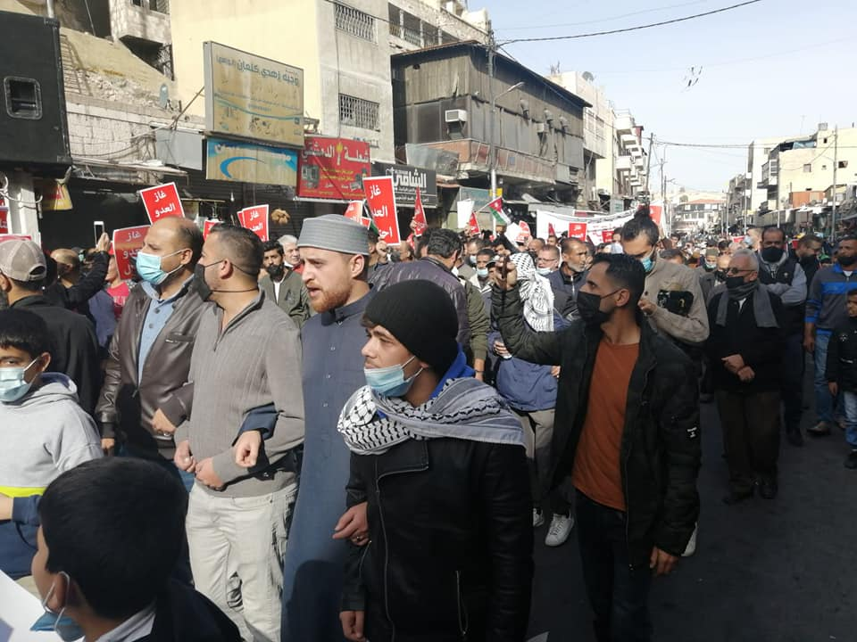 راهپیمایی اعتراضی شهروندان اردنی علیه توافق آبی با رژیم صهیونیستی راهپیمایی اعتراضی شهروندان اردنی علیه توافق آبی با رژیم صهیونیستی