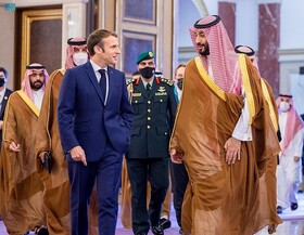 احیای نفوذ فرانسه در خاورمیانه، نیازمند شفافیت سیاسی