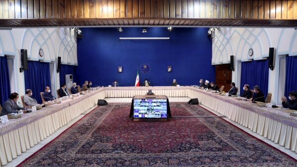 تاکید رئیس جمهور بر رعایت شیوه نامه های بهداشتی برای  مصون ماندن از موج جدید کرونا تاکید رئیس جمهور بر رعایت شیوه نامه های بهداشتی برای  مصون ماندن از موج جدید کرونا