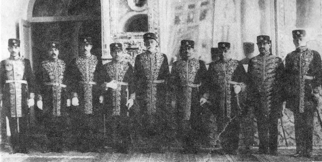 ابوالمشاغل حکومت قاچار و پهلوی