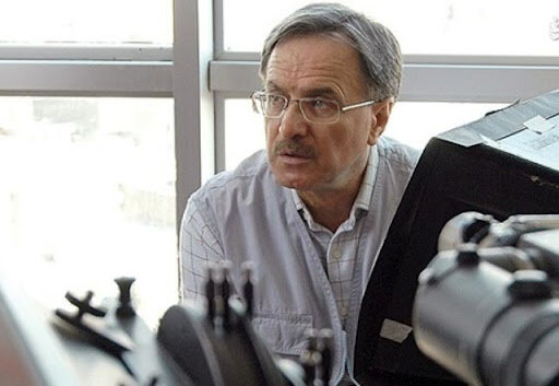 علی ژکان تئاتر اجرا میکند علی ژکان تئاتر اجرا میکند