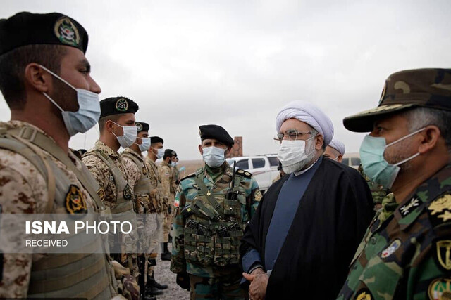 عکس از آرشیو است بازدید تولیت آستان قدس از یگانهای مرزبانی خراسان رضوی