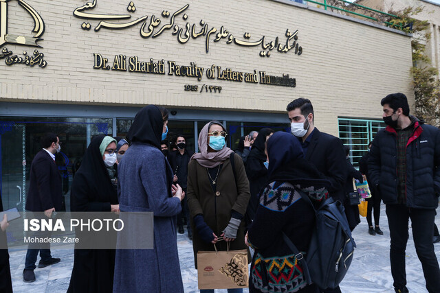 دانشگاه به عنوان نهاد علمی، کارکرد پنهان یک جنبش اجتماعی است