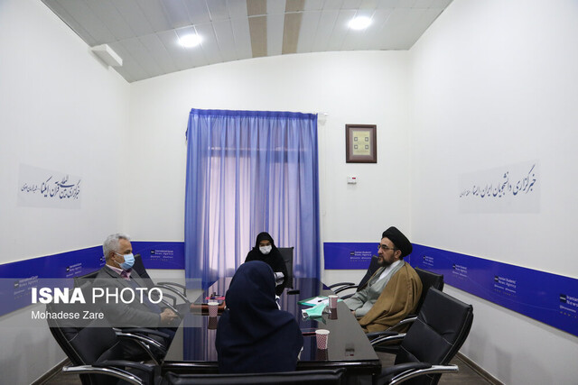 انتقاد حتی با صدای بلند میتواند مسیر ما را اصلاح کند