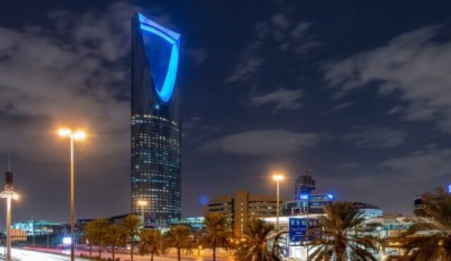 منابع خبری از حمله موشکی یمن به ریاض خبر دادند منابع خبری از حمله موشکی یمن به ریاض خبر دادند