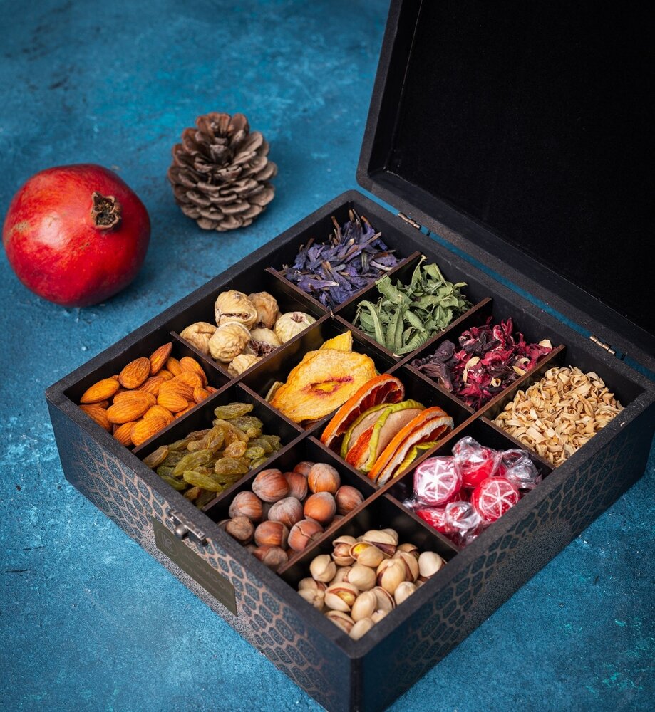 خرید آسان هدایای سازمانی شب یلدا