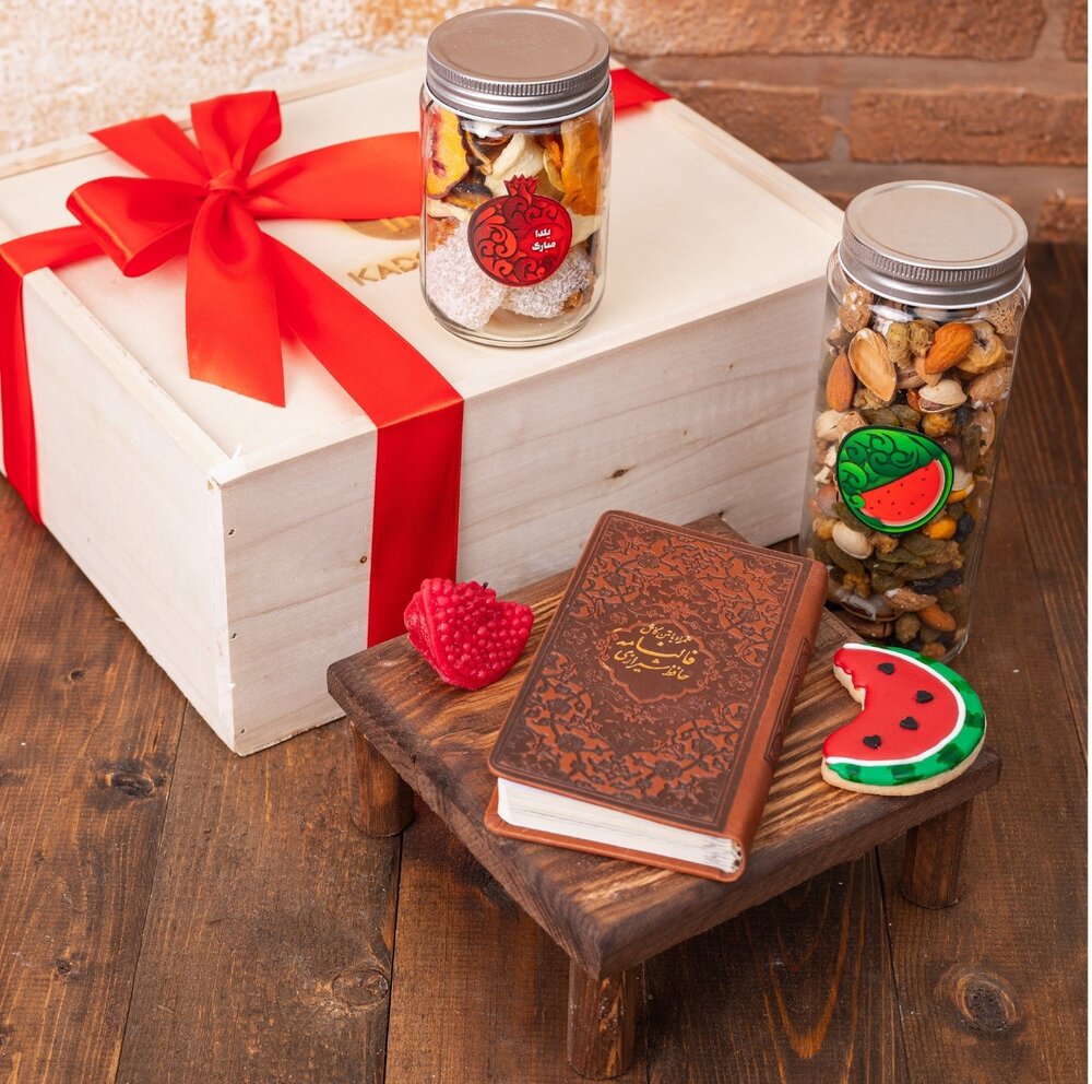 خرید آسان هدایای سازمانی شب یلدا