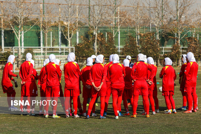 خسرویار: بازیکنان ایران باکلاسترین تکلها را زدند/ دفاع قدرتمندی داریم خسرویار: بازیکنان ایران باکلاسترین تکلها را زدند/ دفاع قدرتمندی داریم
