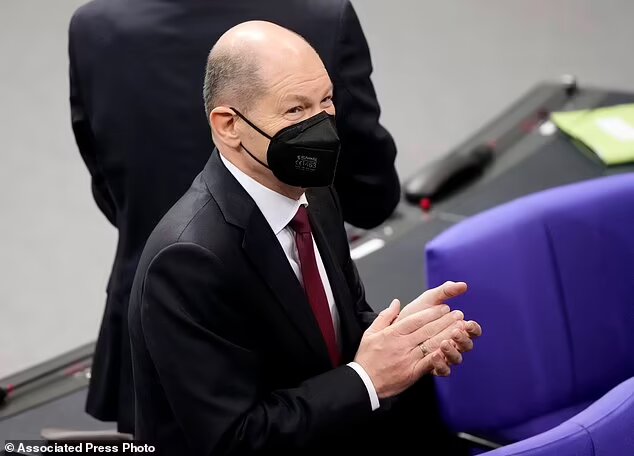 اولاف شولتس صدراعظم آلمان از تماسهای روسیه با آمریکا و ناتو استقبال کرد