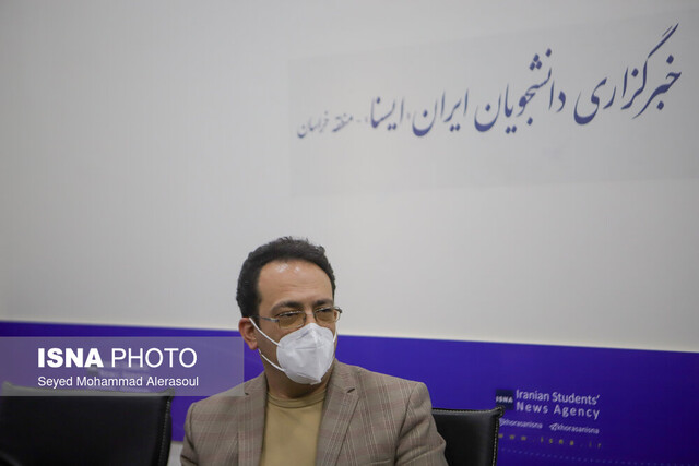 کرونا از کنترل خارج شده/در خانه بمانید، شرایط سخت است کرونا از کنترل خارج شده/در خانه بمانید، شرایط سخت است