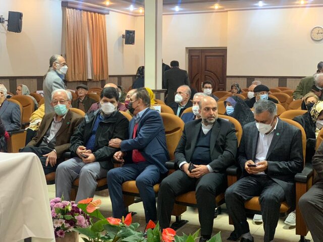 جشن تولد هنرمندان آذر ماهی در باغ زیبا