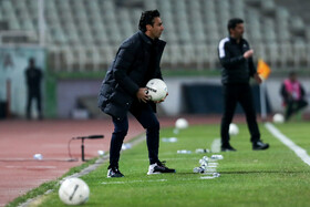 هفته نهم لیگ برتر فوتبال، پیکان - استقلال