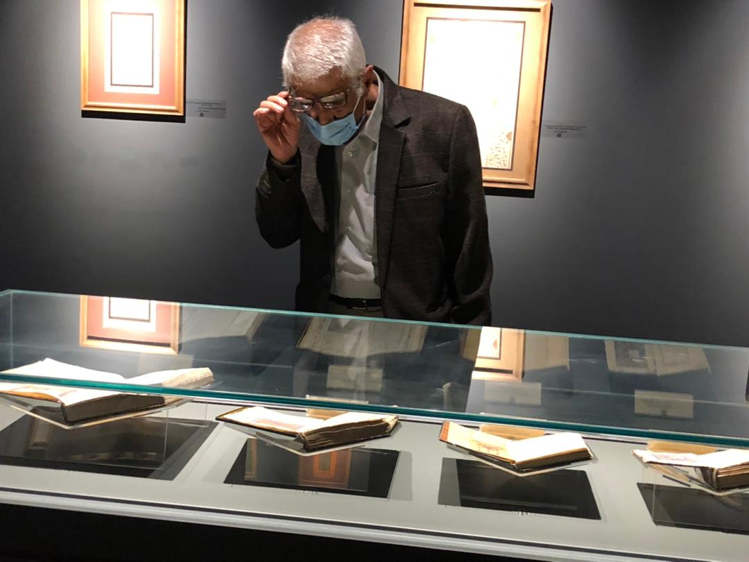 در سوگ عاشقِ مجنونوارِ خواندن