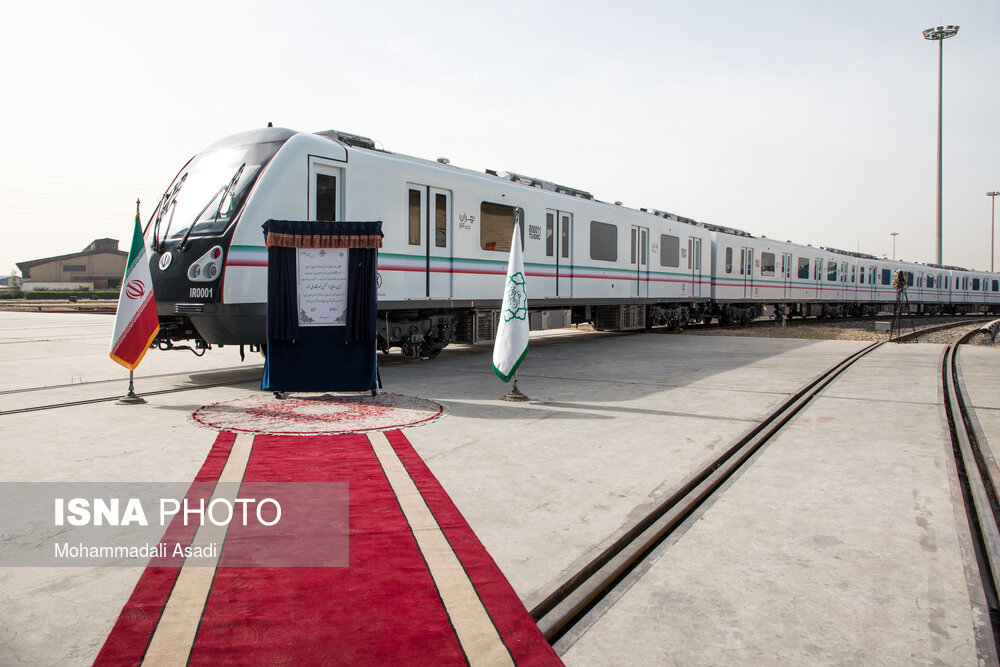 پروژه قطار ملی مترو چگونه شکل گرفت؟/حرکت روی ریل خودکفایی با همت جهادگران جهاد دانشگاهی