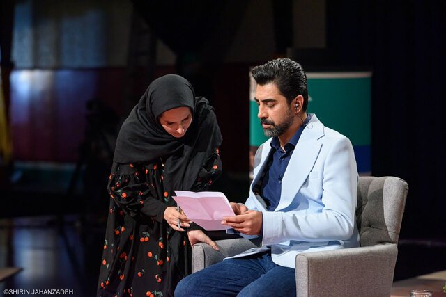 تلویزیون برای آشتی با هنرمندان پادرمیانی کند