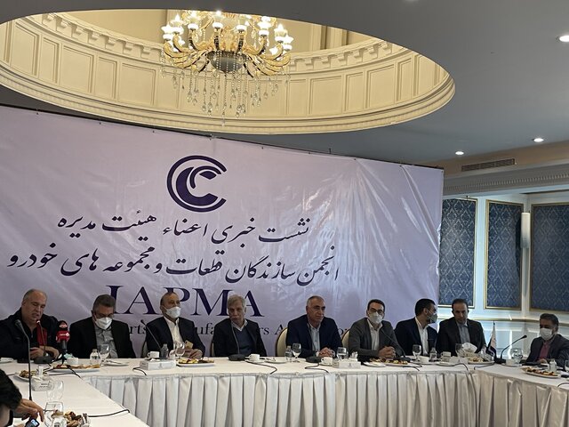هیچکس جلودار تولیدکنندگان دولتی مواداولیه نیست هیچکس جلودار تولیدکنندگان دولتی مواداولیه نیست