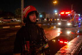 آتش سوزی کارخانه تولید رنگ در قم