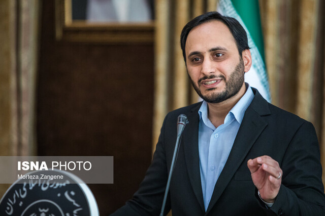 دولت هیچ برنامه کوتاه مدتی در خصوص حذف ارز ترجیحی گندم و دارو ندارد