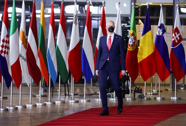 کریسیانیس کارینس، نخست وزیر لتونی توافق رهبران اتحادیه اروپا درباره تحریمهای سخت علیه روسیه درصورت حمله به اوکراین