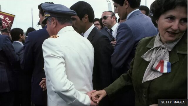 پیونشه و همسرش مردم شیلی با مرگ همسر پینوشه جشن گرفتند