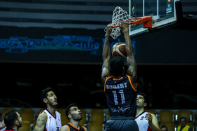 دیدار تیمهای بسکتبال مس رفسنجان و شیمیدر قم