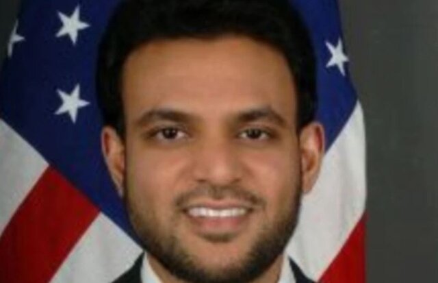 رشاد حسین، سفیر آمریکا در امور آزادیهای مذهبی اولین مسلمان آمریکایی به عنوان نماینده "امور آزادیهای مذهبی" منصوب شد