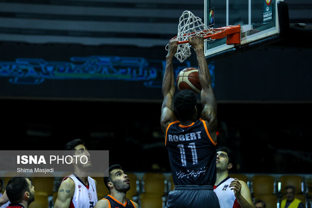 عکس آرشیوی است پیروزی راحت شیمیدر و نظمآوران مقابل نظامیان لیگ بسکتبال