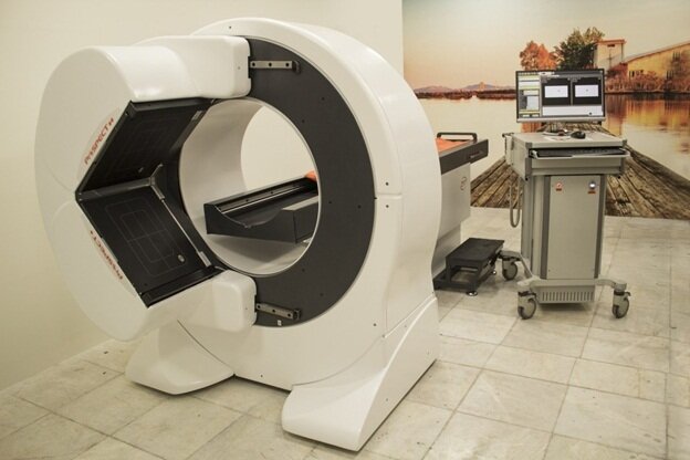 دستگاه اسکن کل بدن که برای تشخیص رادیودارویی / تحویل دستگاه تصویربرداری قلب استفاده می شود