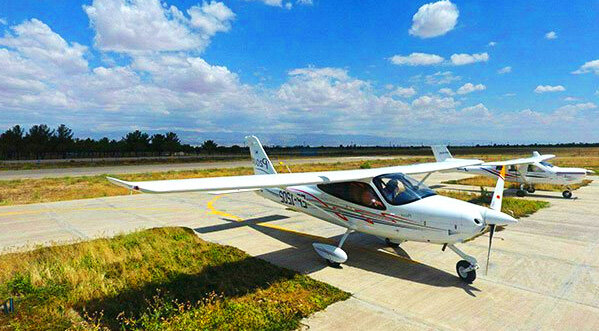 بازدید علمی دانشجویی از فرودگاه گلبهار مشهد بازدید علمی دانشجویی از فرودگاه گلبهار مشهد