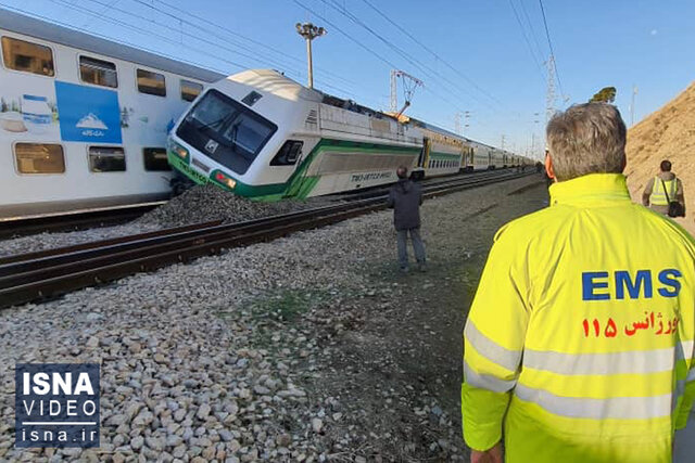 ویدئو / تصادف مترو در چیتگر؛ علت حادثه در حال بررسی است ویدئو / تصادف مترو در چیتگر؛ علت حادثه در حال بررسی است