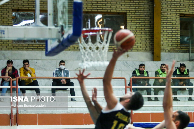 نیمهنهایی لیگ بسکتبال با تماشاگر شد؟