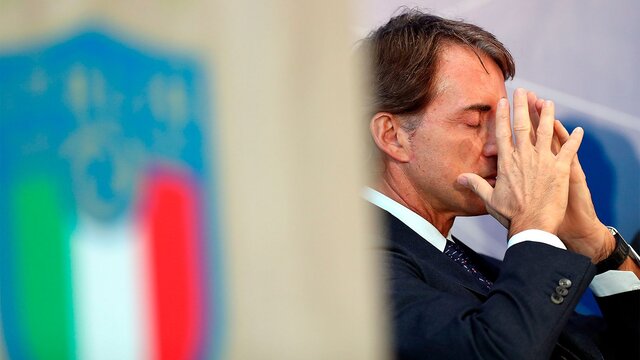 درهای آتزوری به روی بالوتلی بسته است