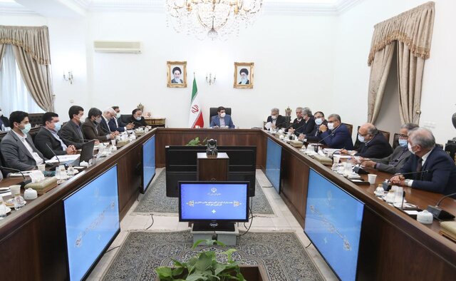 تاکید معاون اول رئیس جمهور بر حضور موثر بخش خصوصی برای بهبود وضعیت اقتصاد و تولید کشور تاکید معاون اول رئیس جمهور بر حضور موثر بخش خصوصی برای بهبود وضعیت اقتصاد و تولید کشور