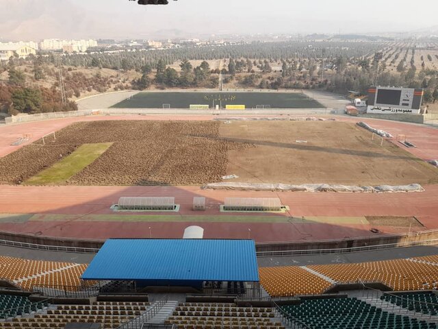 تعویض چمن ورزشگاه تختی پس از ۱۰ سال/ ۲۰ میلیارد برای بازسازی استادیوم تختی