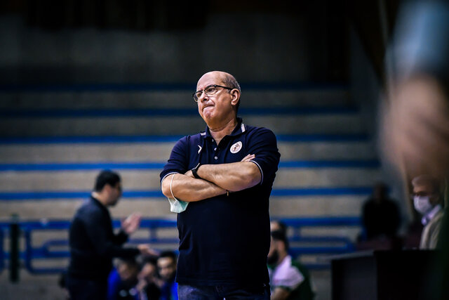 فرناندز: از عملکرد هندبالیستهایم راضی نیستم/ برد برایم دلچسب نبود