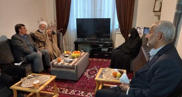 دیدار با خانواده دو شهید مسیحی