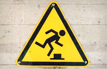 عجیبترین تابلوهای راهنمایی و رانندگی در جهان