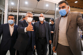 بازدید بهرام عین اللهی وزیر بهداشت، درمان و آموزش پزشکی از نمایشگاه دستاوردهای جهاد دانشگاهی
