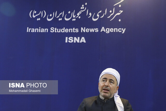 ماموستا کریمی: همه اقوام و مذاهب باید در مدیریت کشور سهیم باشند