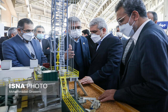 تبلور عینی "ما می توانیم" در نمایشگاه دستاورهای جهاد دانشگاهی