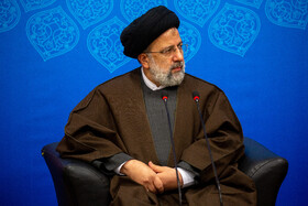 نشست خبری رییس جمهور در قم