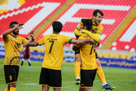 هفته سیزدهم لیگ برتر فوتبال؛ پدیده مشهد ـ سپاهان اصفهان